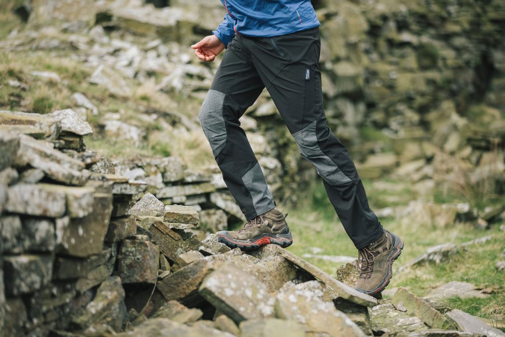 Guide to Buy Hiking and Mountain Pants - TheForbiz